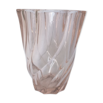 Vintage vase in pink glass art deco France