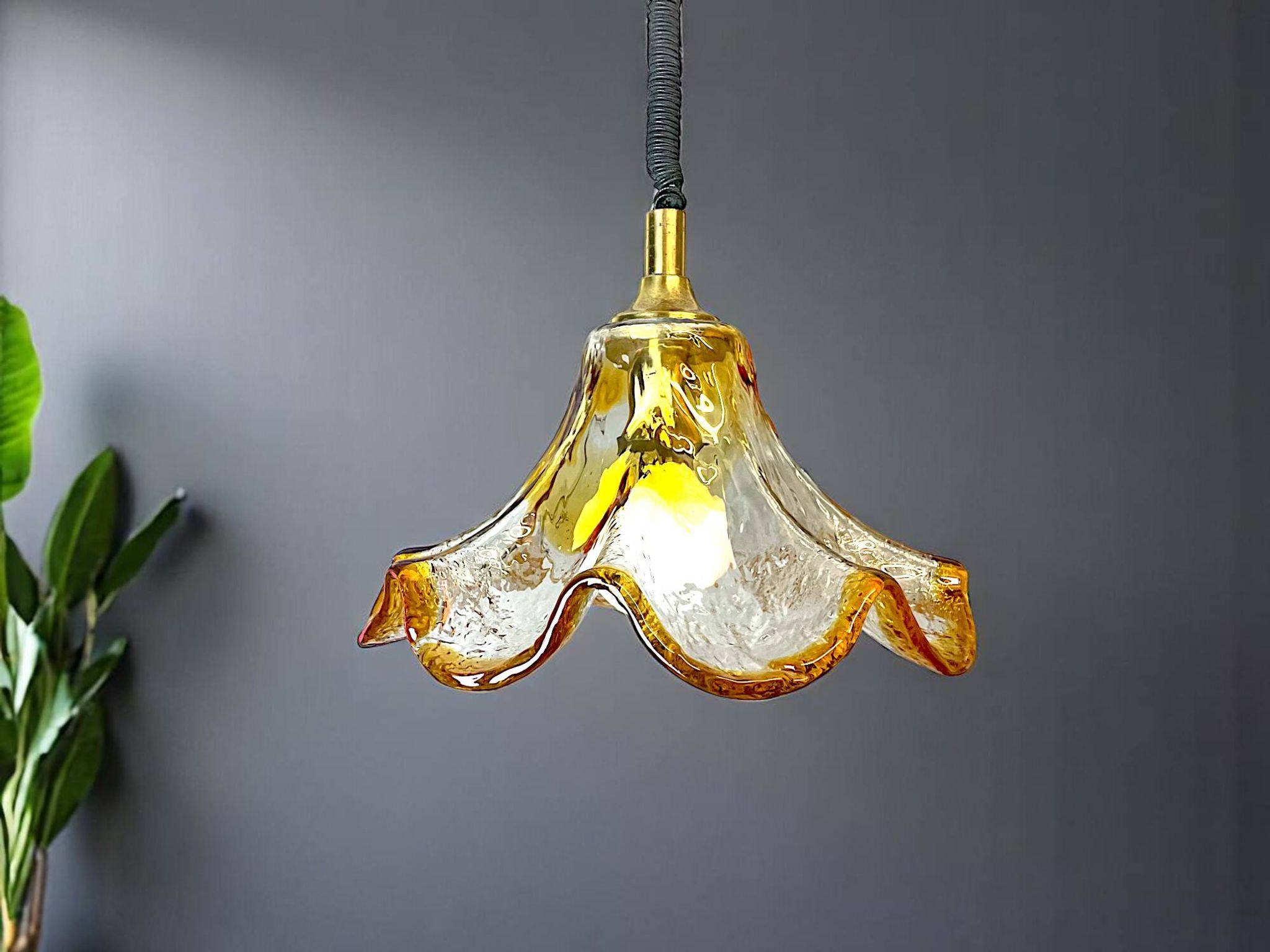 Lumière suspendue à abattant en verre de Murano