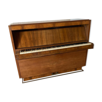 Piano art deco
