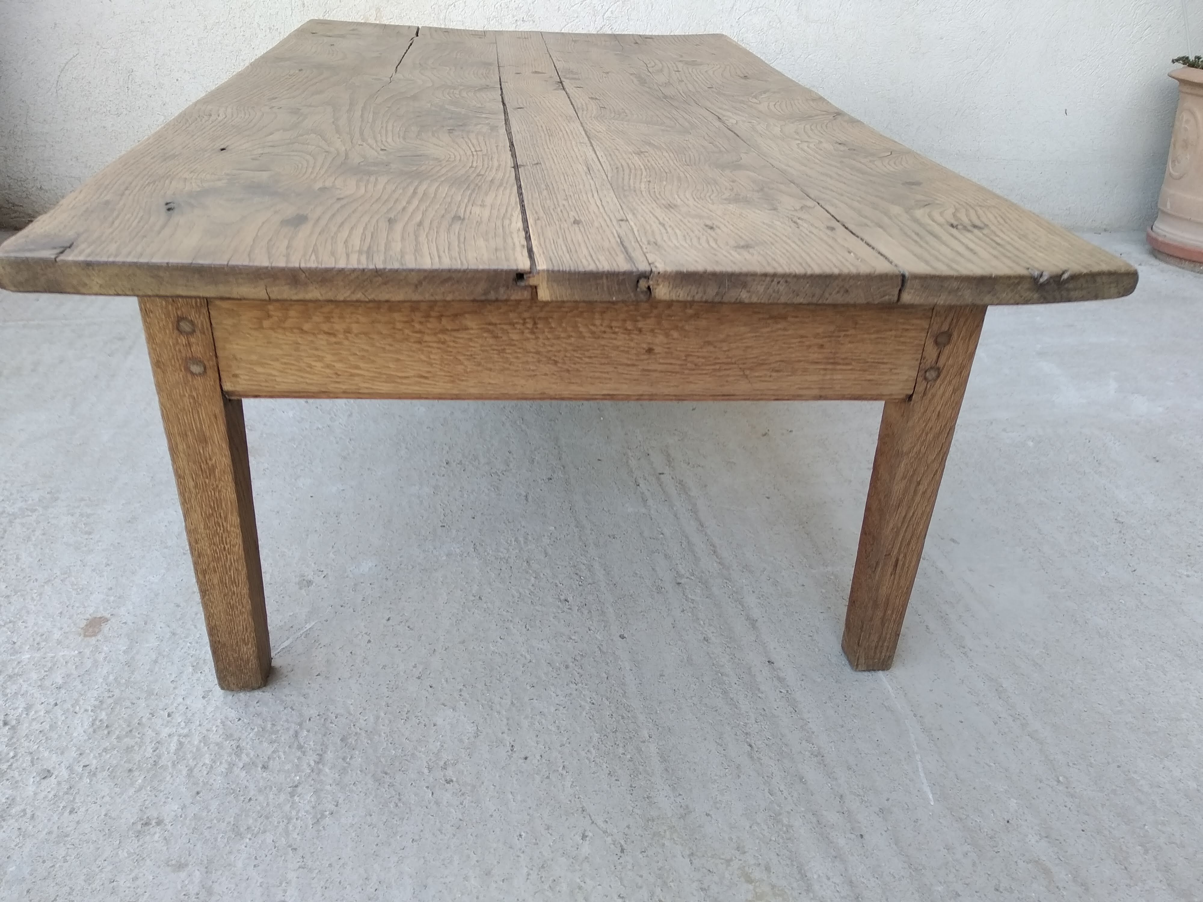 Farmhouse coffee table with solid wood drawer