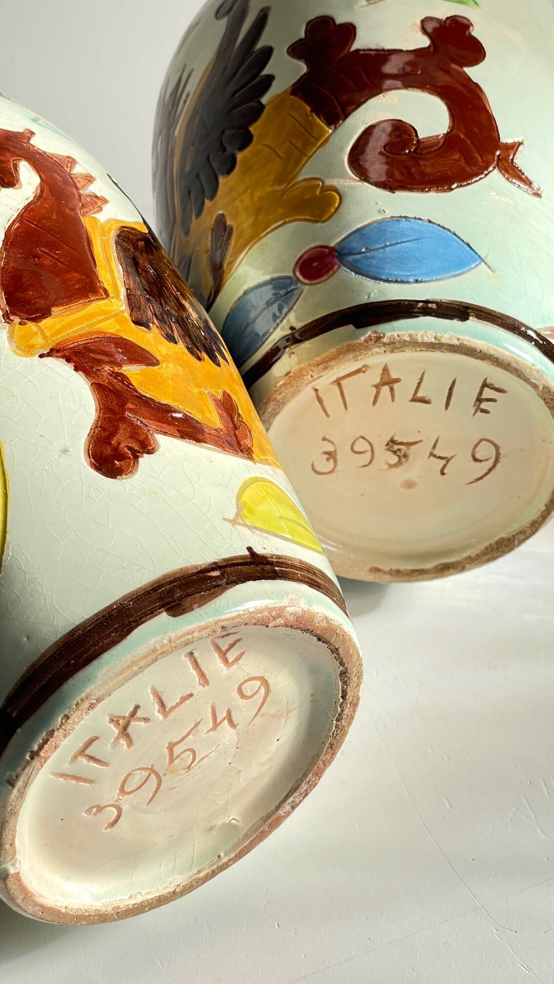 Vases vintage italy motif dragon