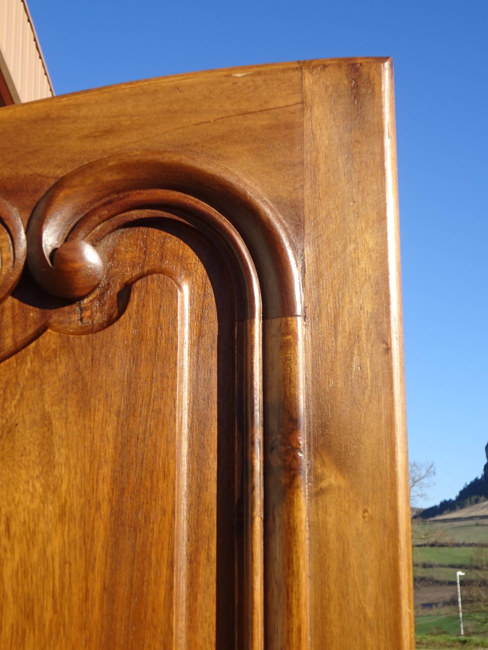 Walnut wardrobe in Louis XV style