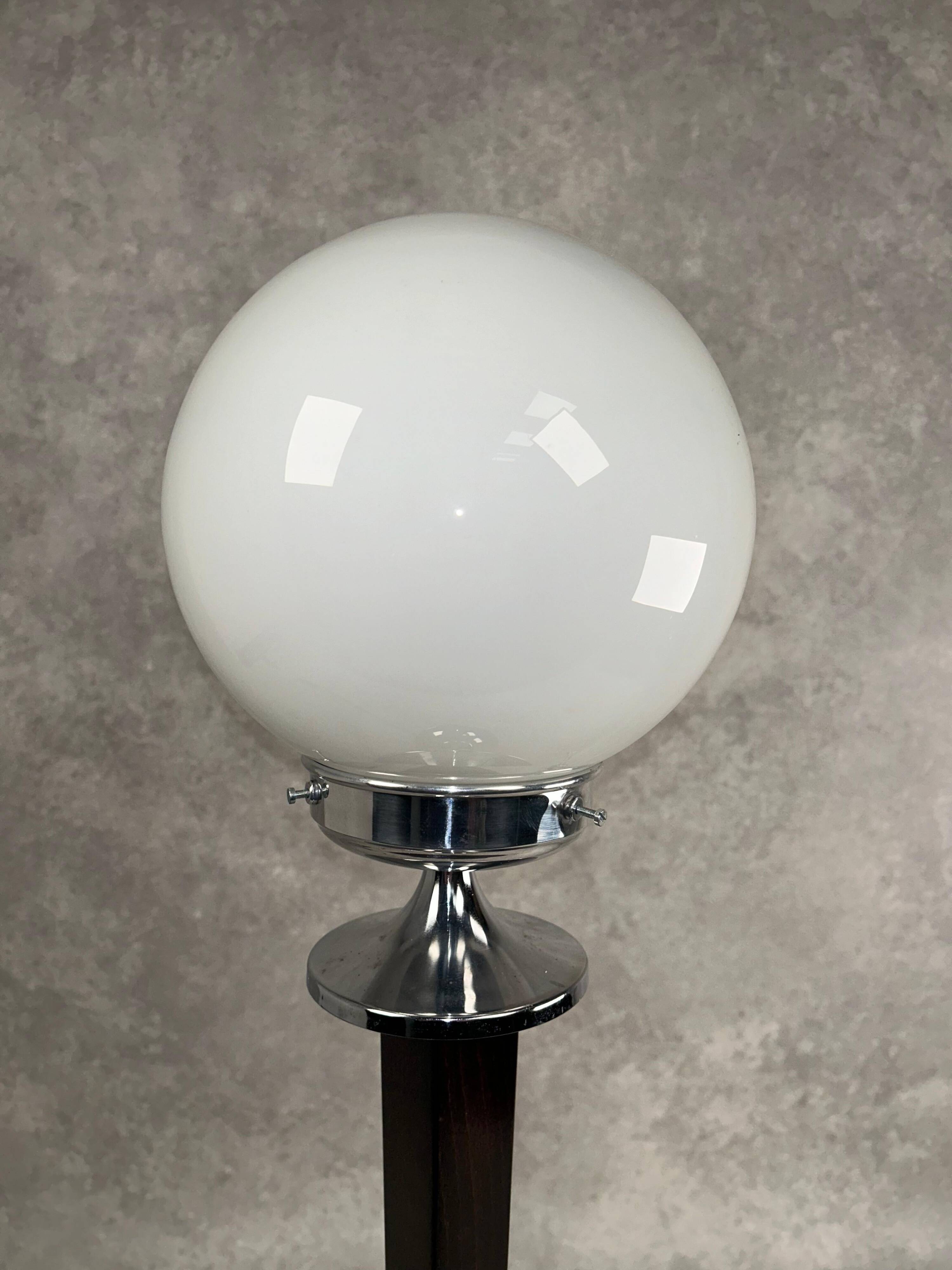 Lampe de table art déco