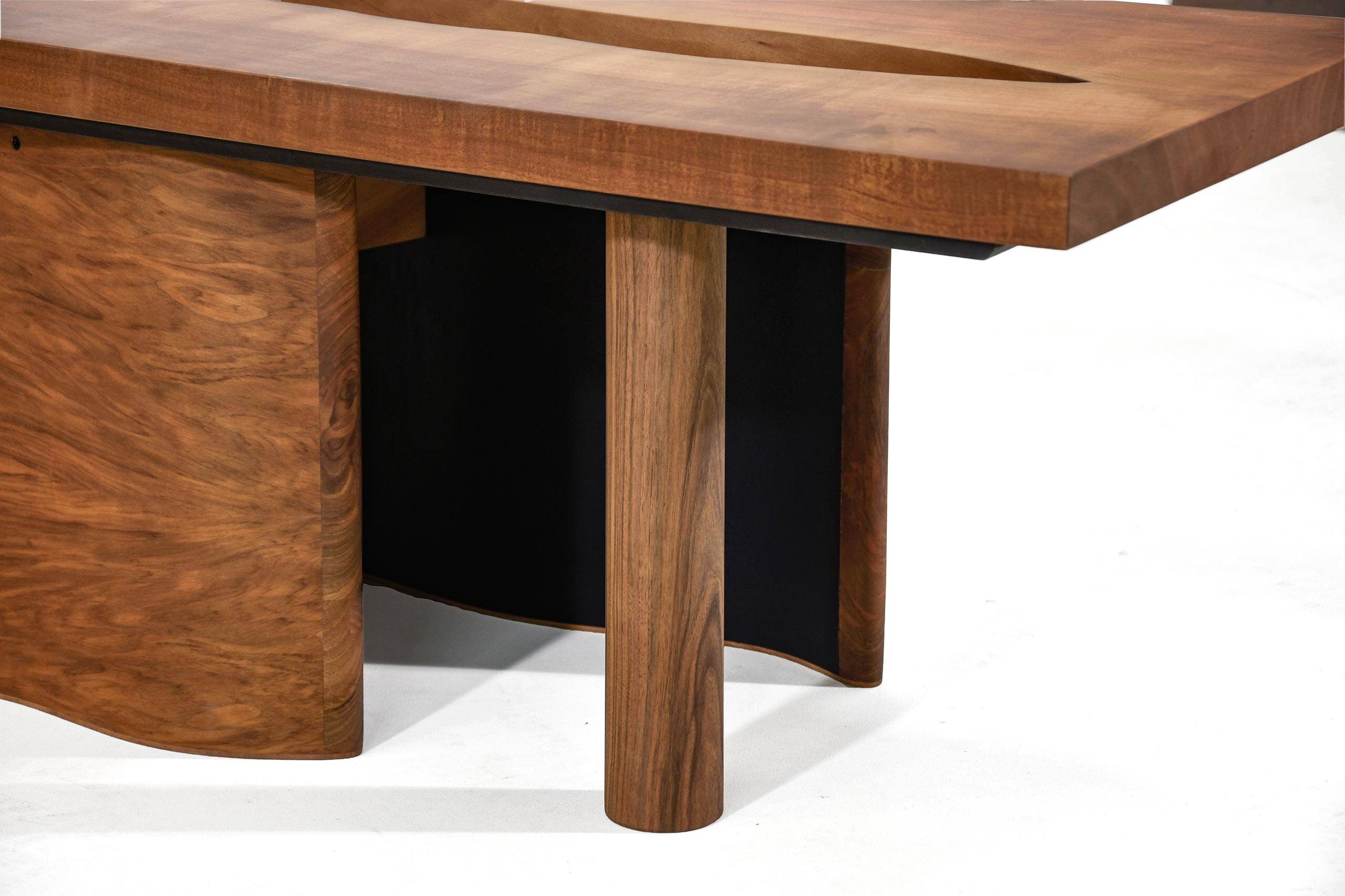 Large coffee table ONDA, cherry and walnut
