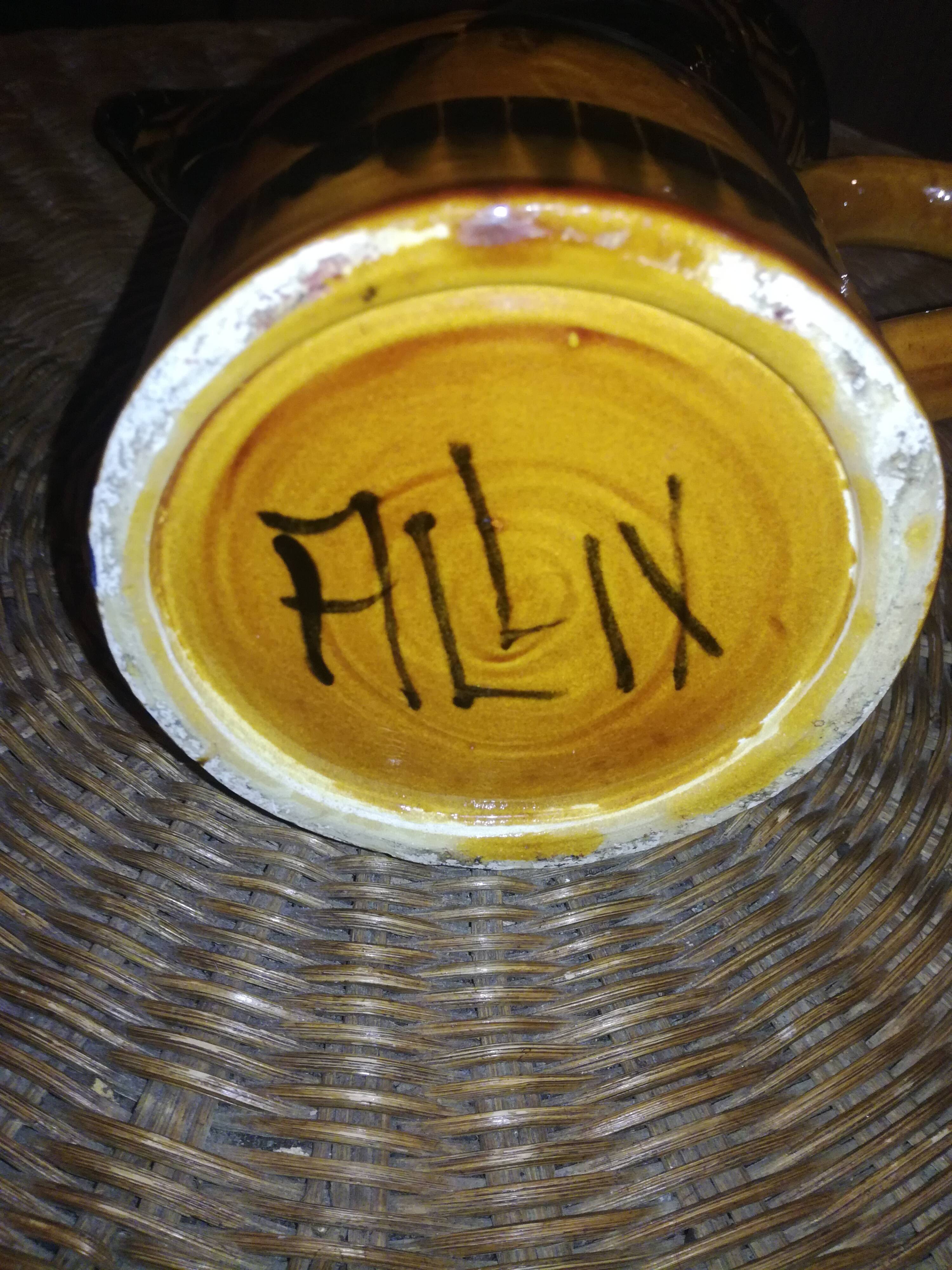 Pitcher Allix Vallauris