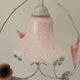 Lustre fer forgé et tulipe verre rose dépoli