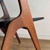 Chaise Vamo Sønderborg Sonja en teck et skaï noir, par Johannes Andersen
