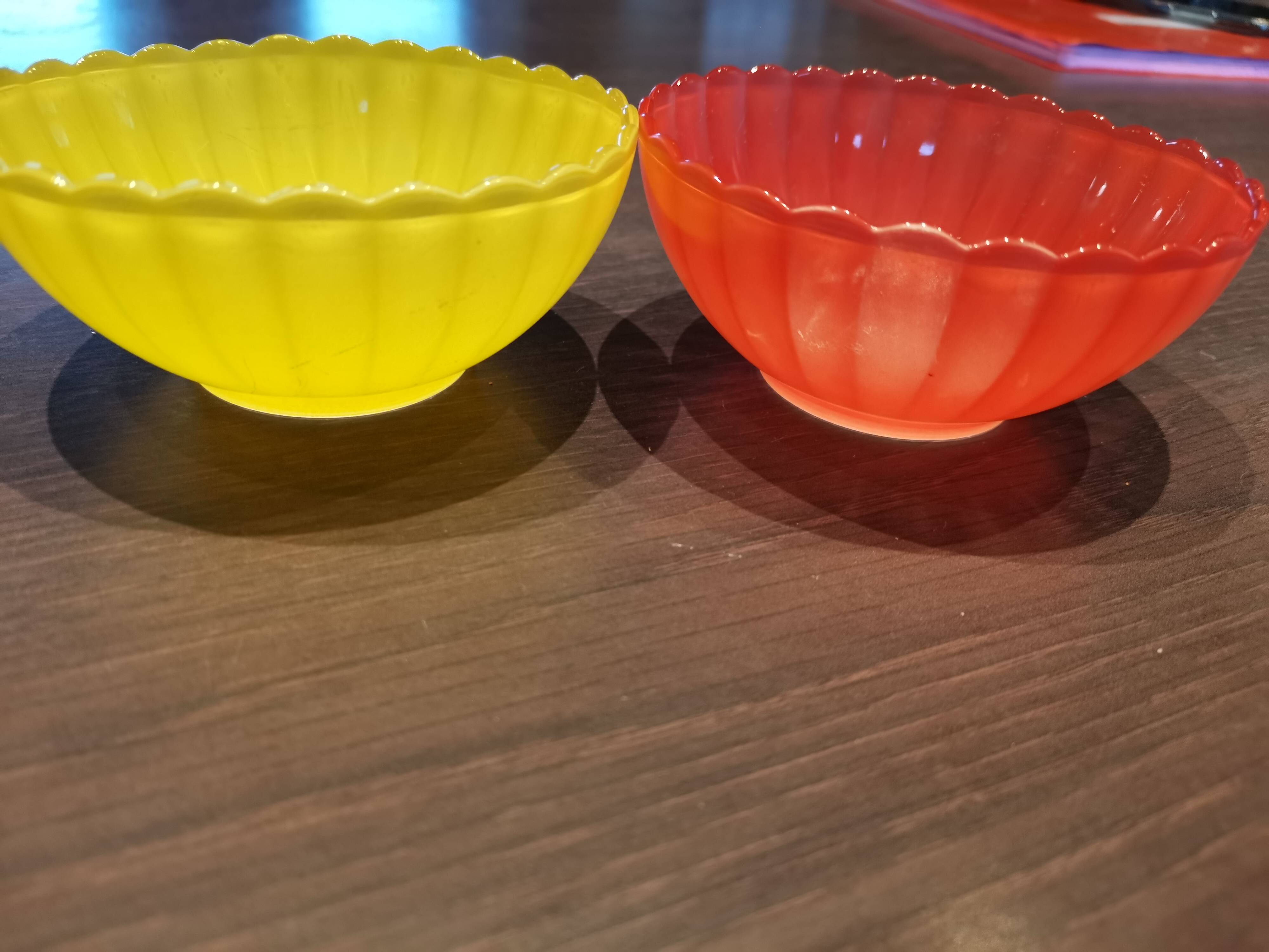 “Dulcinee oil” cup