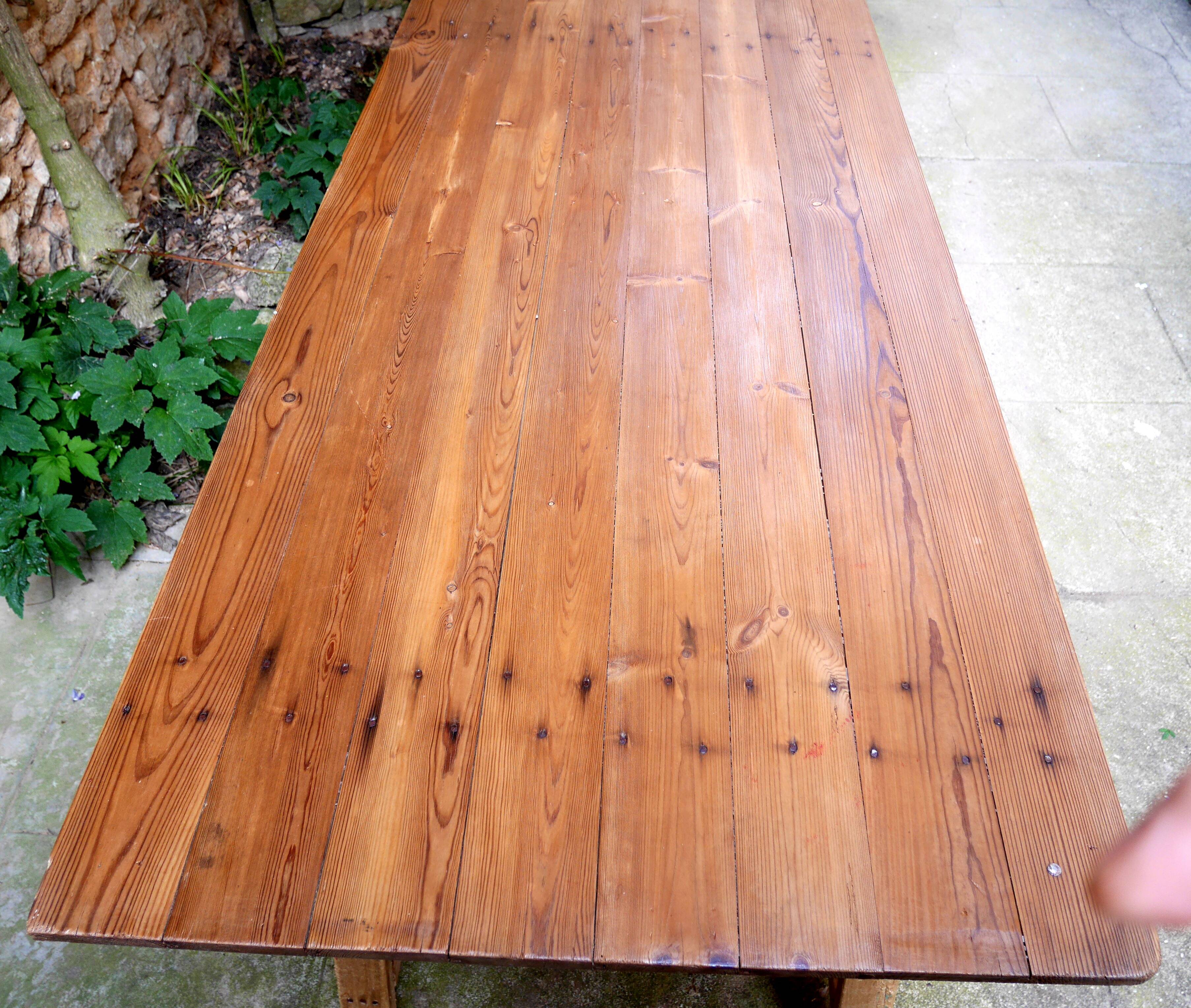 grande table de guinguette en bois sapin