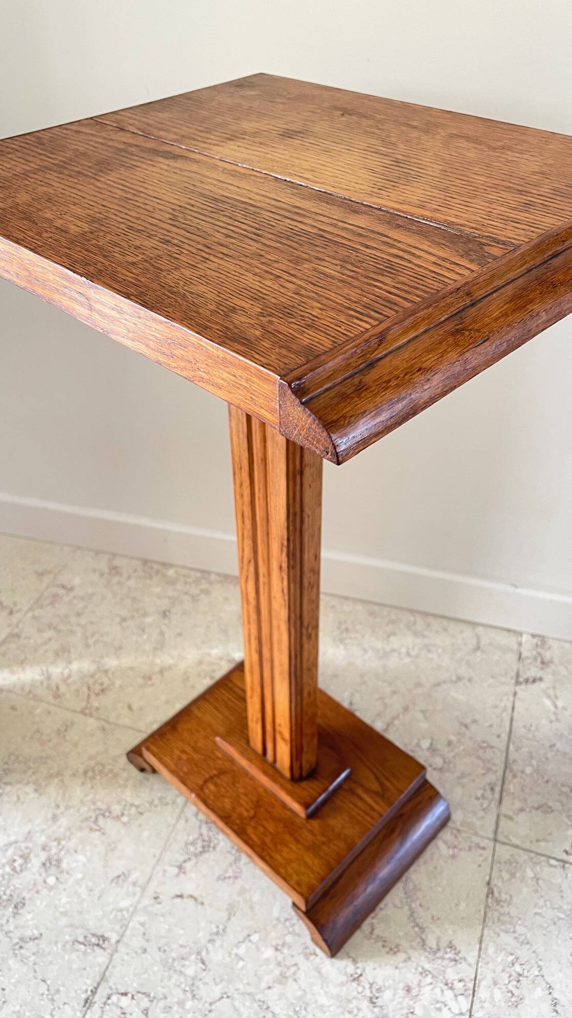 Vintage solid oak saddle plant holder