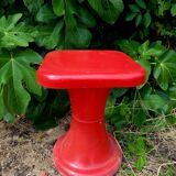 Tabouret rouge