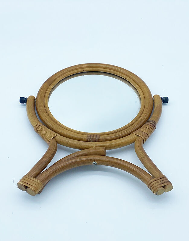 Rattan mirror on foot