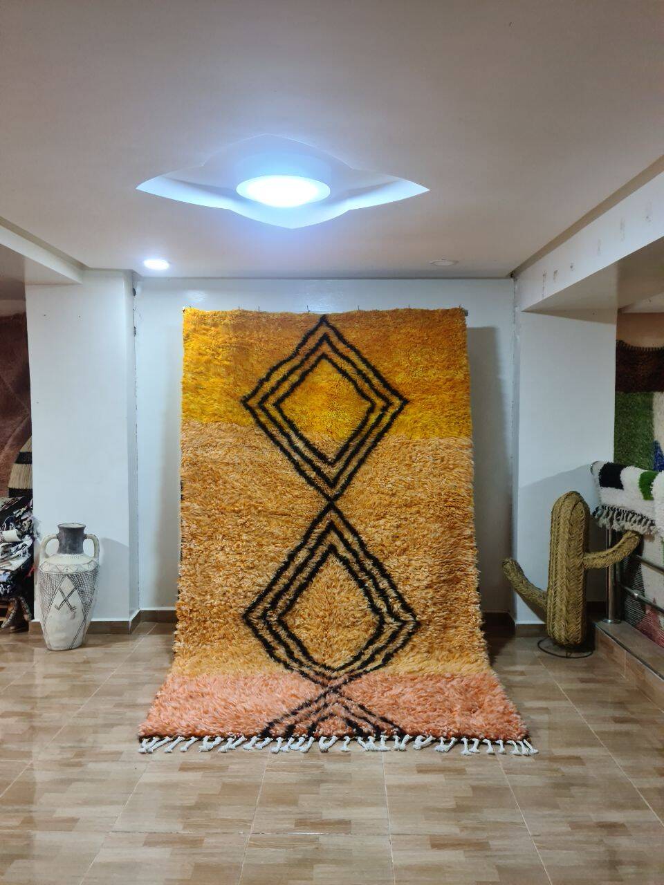 Traditional handmade Beni Ouarin rug size 150 x 250 cm