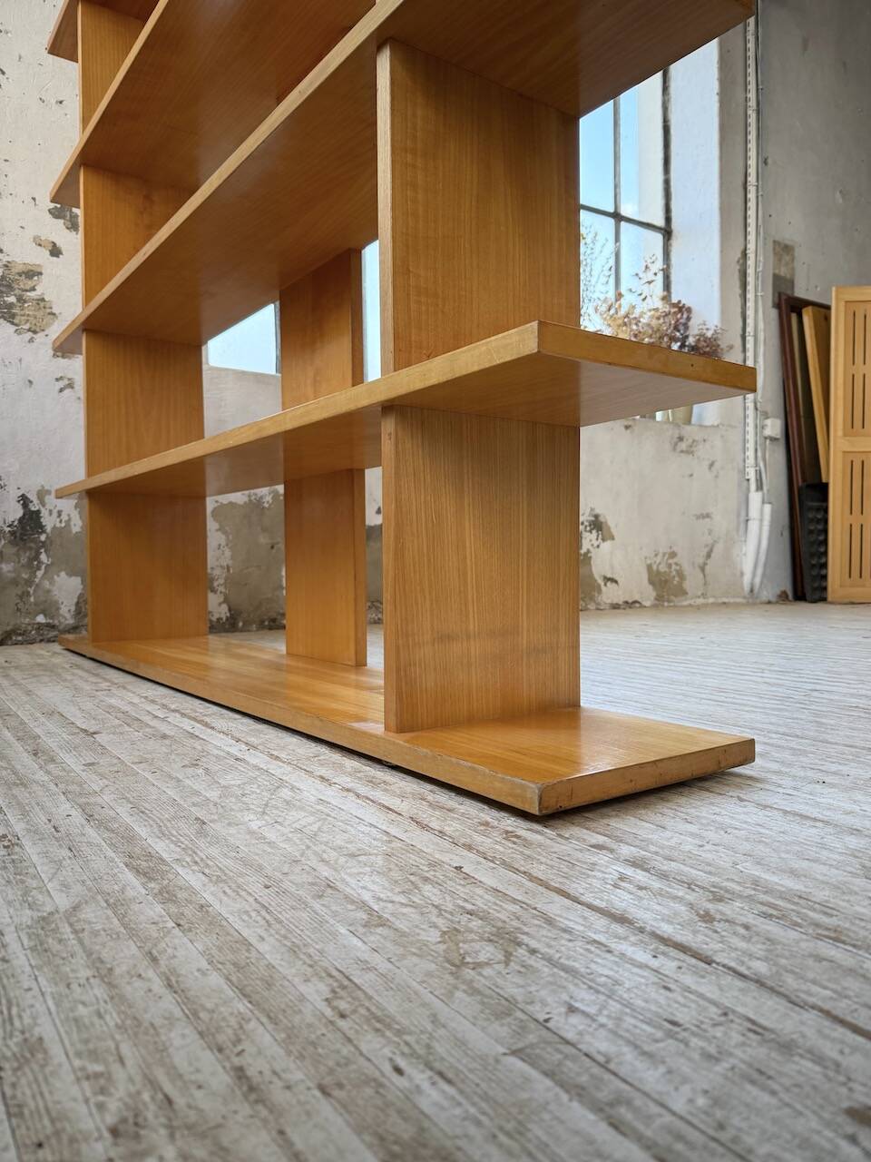 1970s elm shelf regain