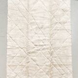 Moroccan Berber carpet m'rirt unbleached with engraved patterns 3,02x2,05m