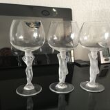 3 wine glasses