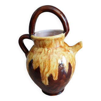 Vintage Vauzelle Oléron water pitcher