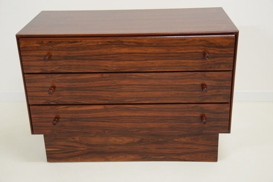 Rosewood chest of drawers 1970s - Scandinavian - design - minimalist