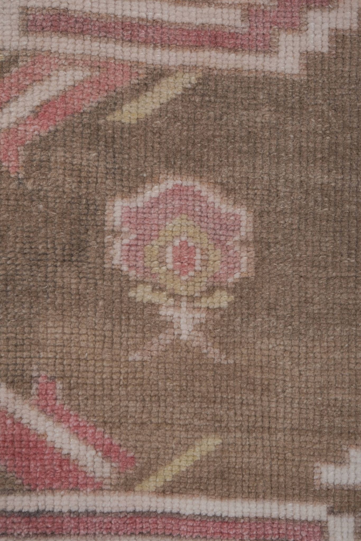 Vintage Taupe Pastel Turkish Karapinar Rug 4'10'' x 8'1''