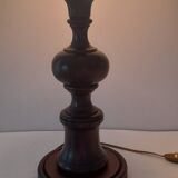 Wooden lamp base turns