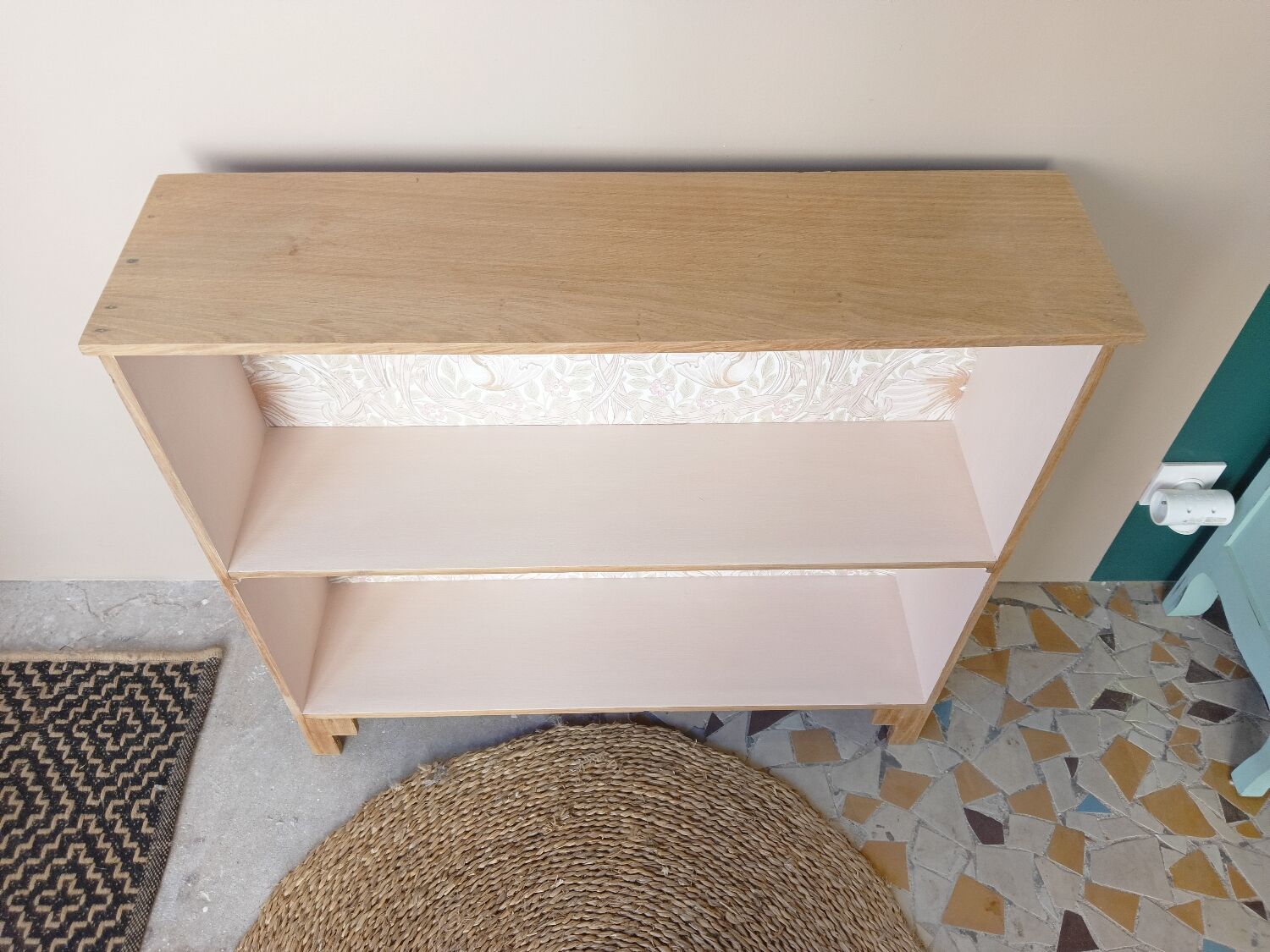 Small pink bookcase and wood