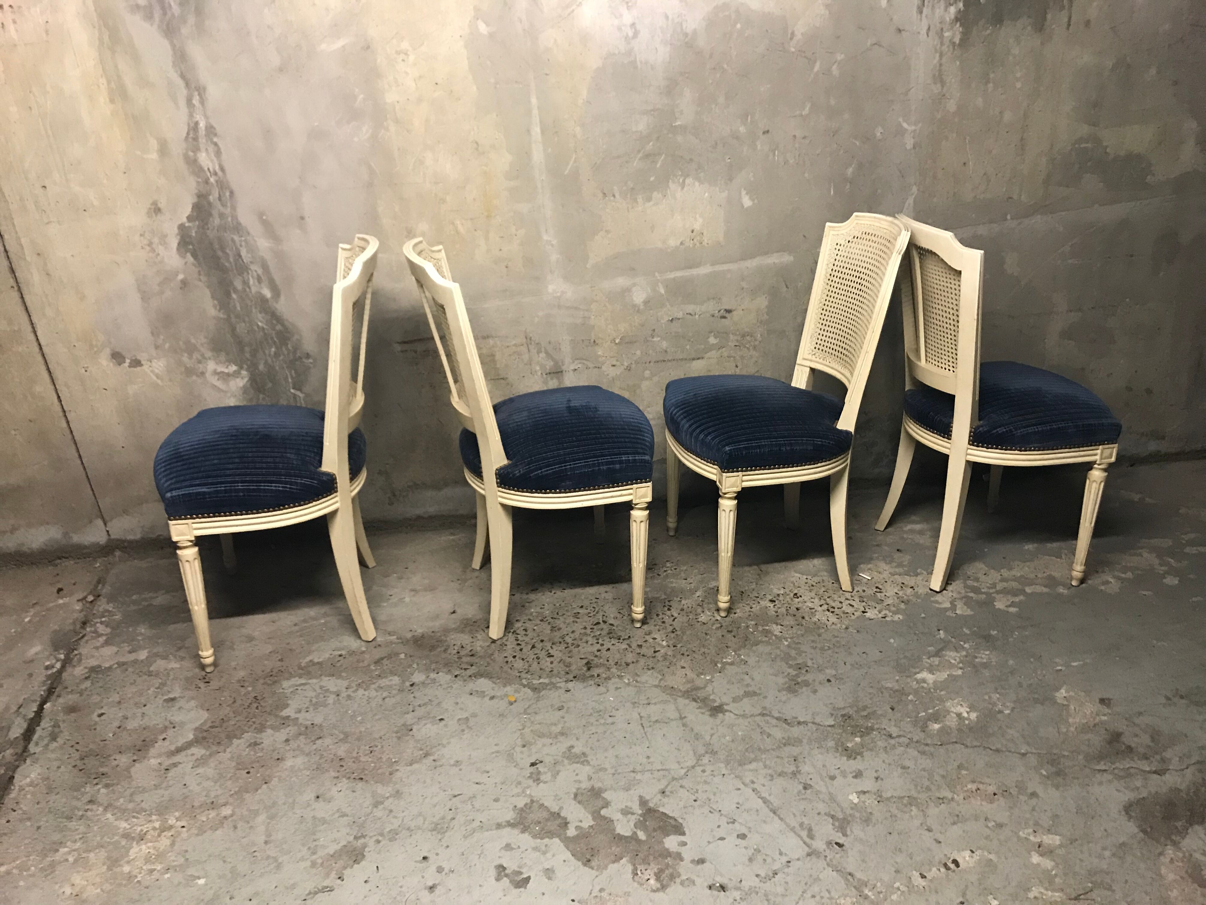 Suite of 4 Louis XVI chairs
