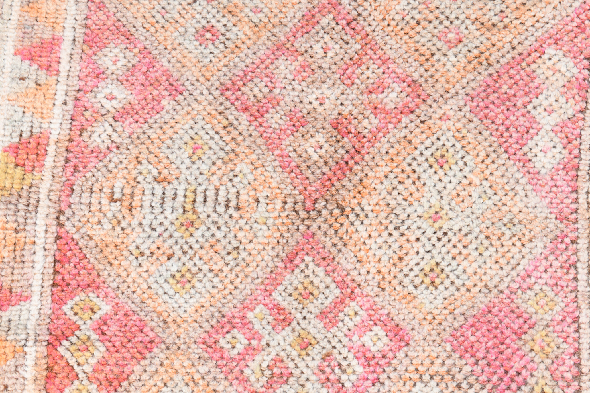 3x12 Striped Design Carpet,373x79Cm