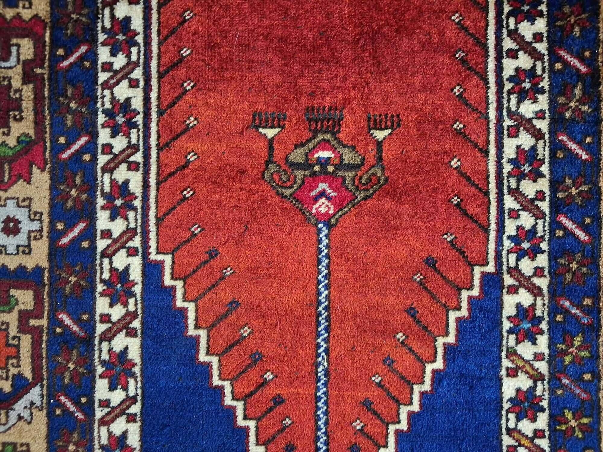 Handmade Anatolian carpet Yahyahli 176x112cm