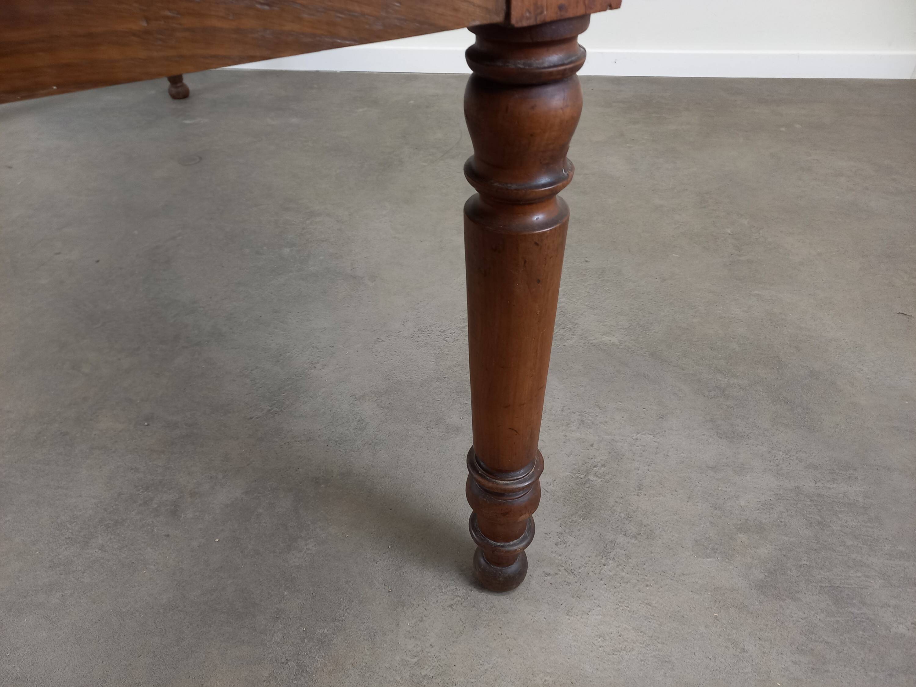 Walnut farm table 211 cm