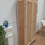 Vintage Parisian wardrobe