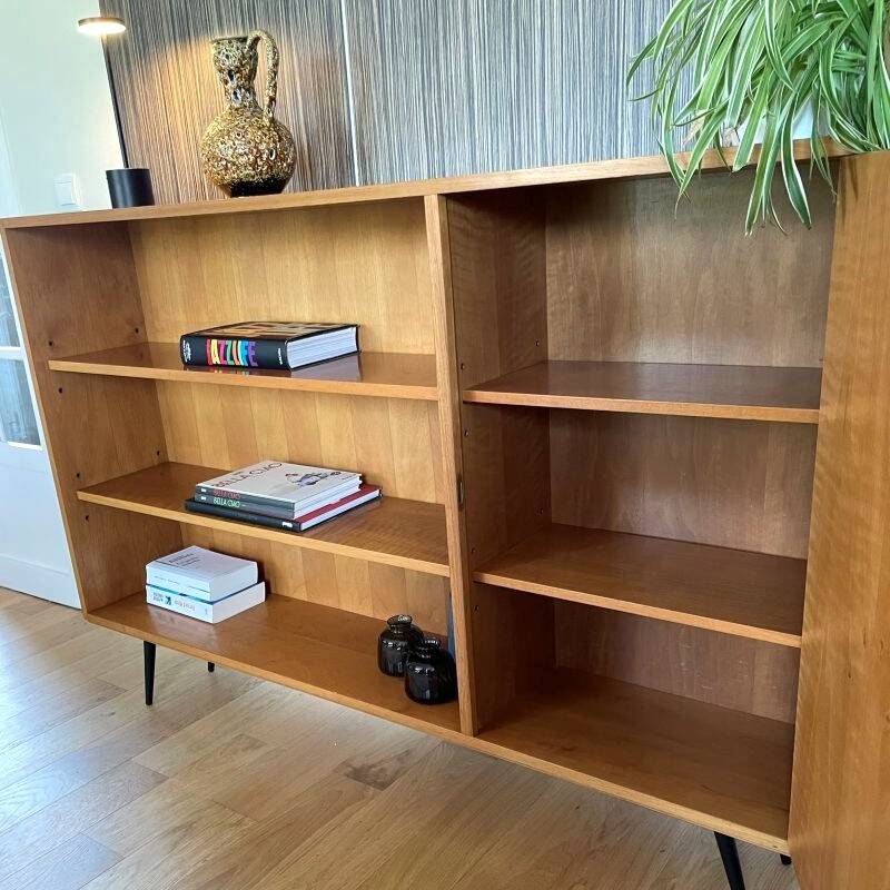 1960s buffet with shelves and 1 door