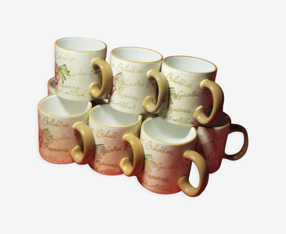Tasses