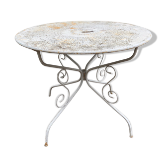 Round wrought iron garden table