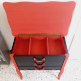 Secretary desk with 2 drawers, 1 niche with 3 storage spaces