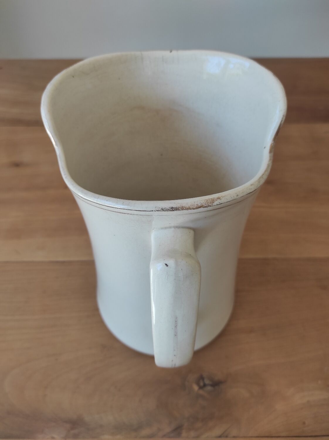 Old earthenware jug Moulin des Loups/Hamage north