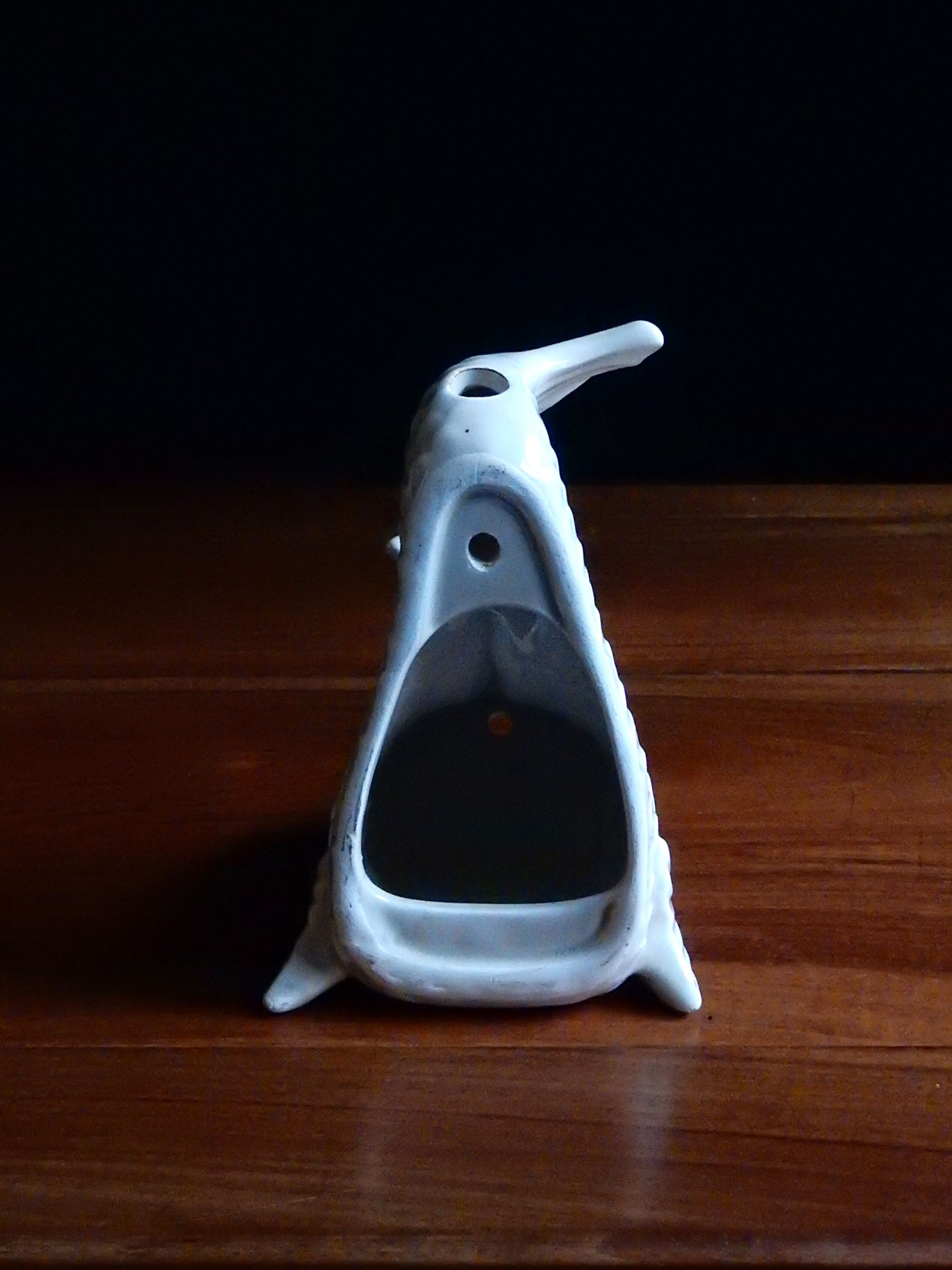 Poisson distributeur de ficelle en céramique blanche