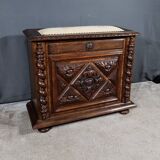 Landing Linen Chest in Solid Beech and Walnut, Louis XIII Style – Late 19th Century