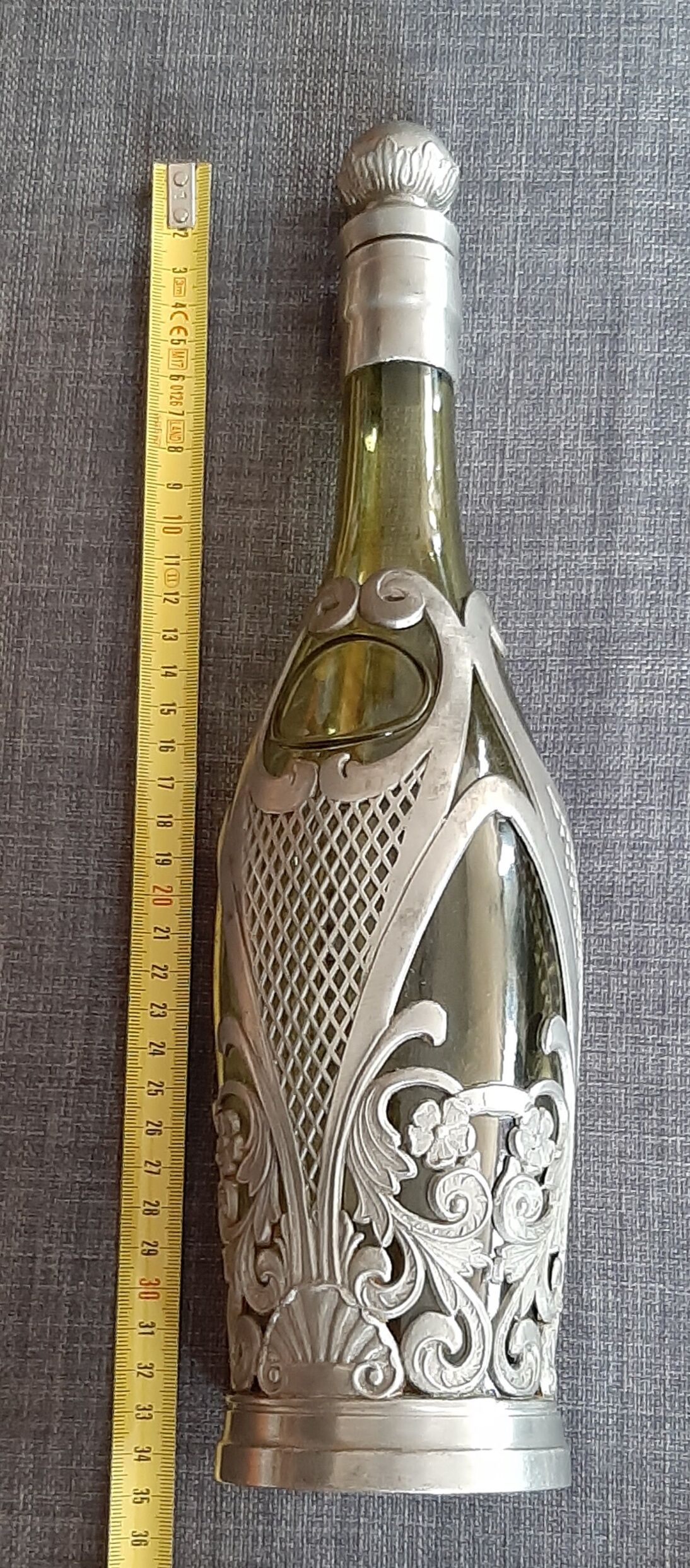 Carafe verre et etain les postainiers hutois