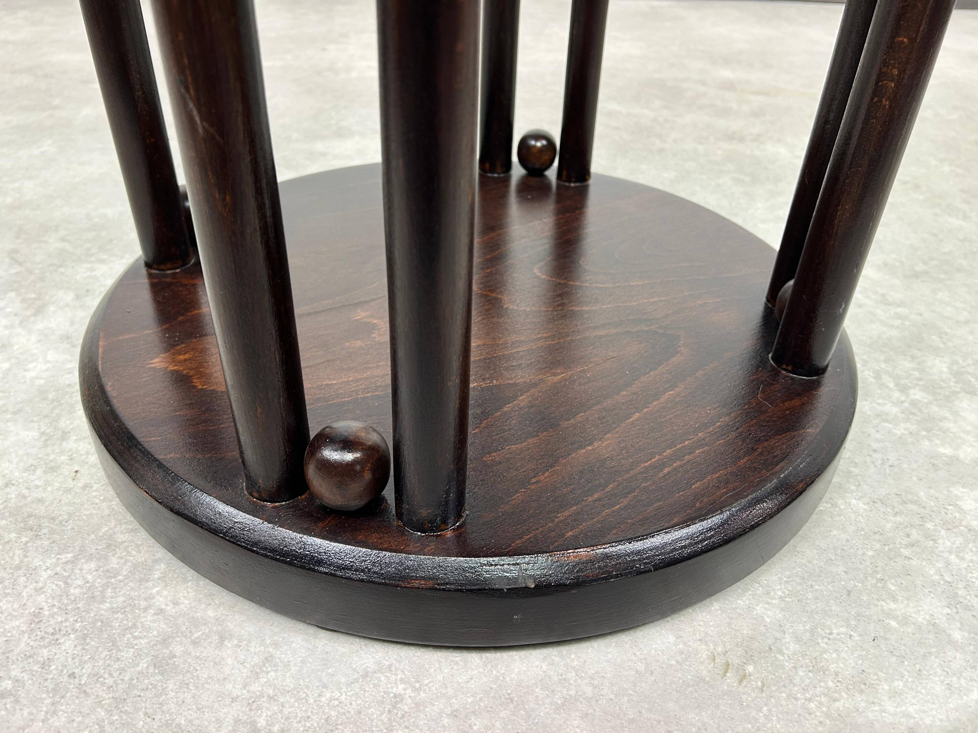 Jugendstil coffee table no. 406 by Josef Hoffmann for Cabaret Fledermaus