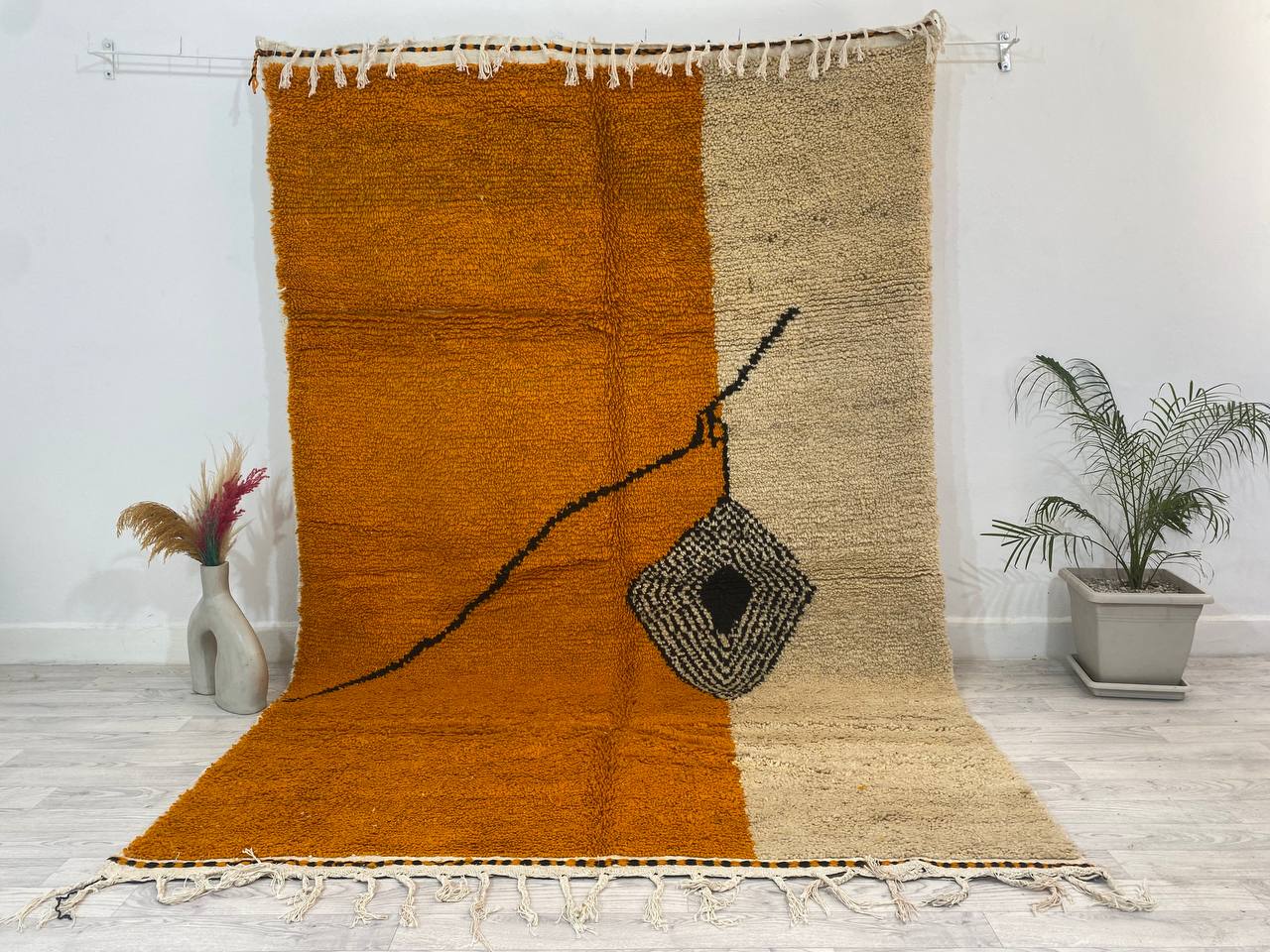 Handmade Moroccan Berber rug 276 x 183 CM