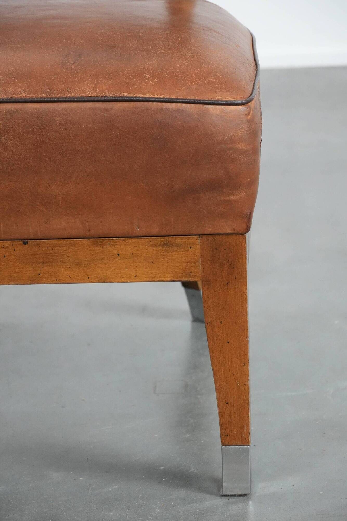 Vintage design armchair / cocktail chair made of sheepskin leather