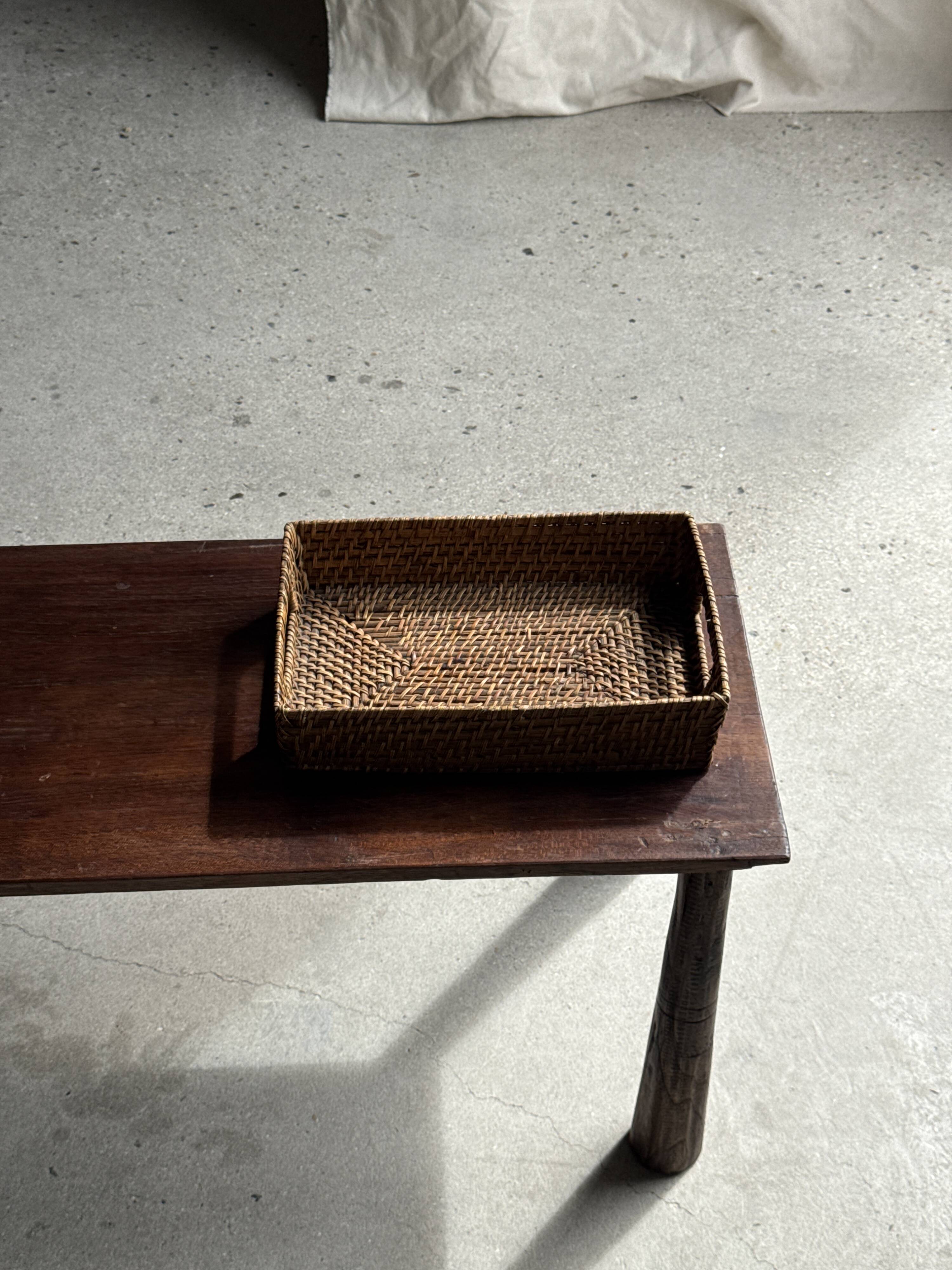 Rectangular woven wicker basket L32 W20 H8 cm