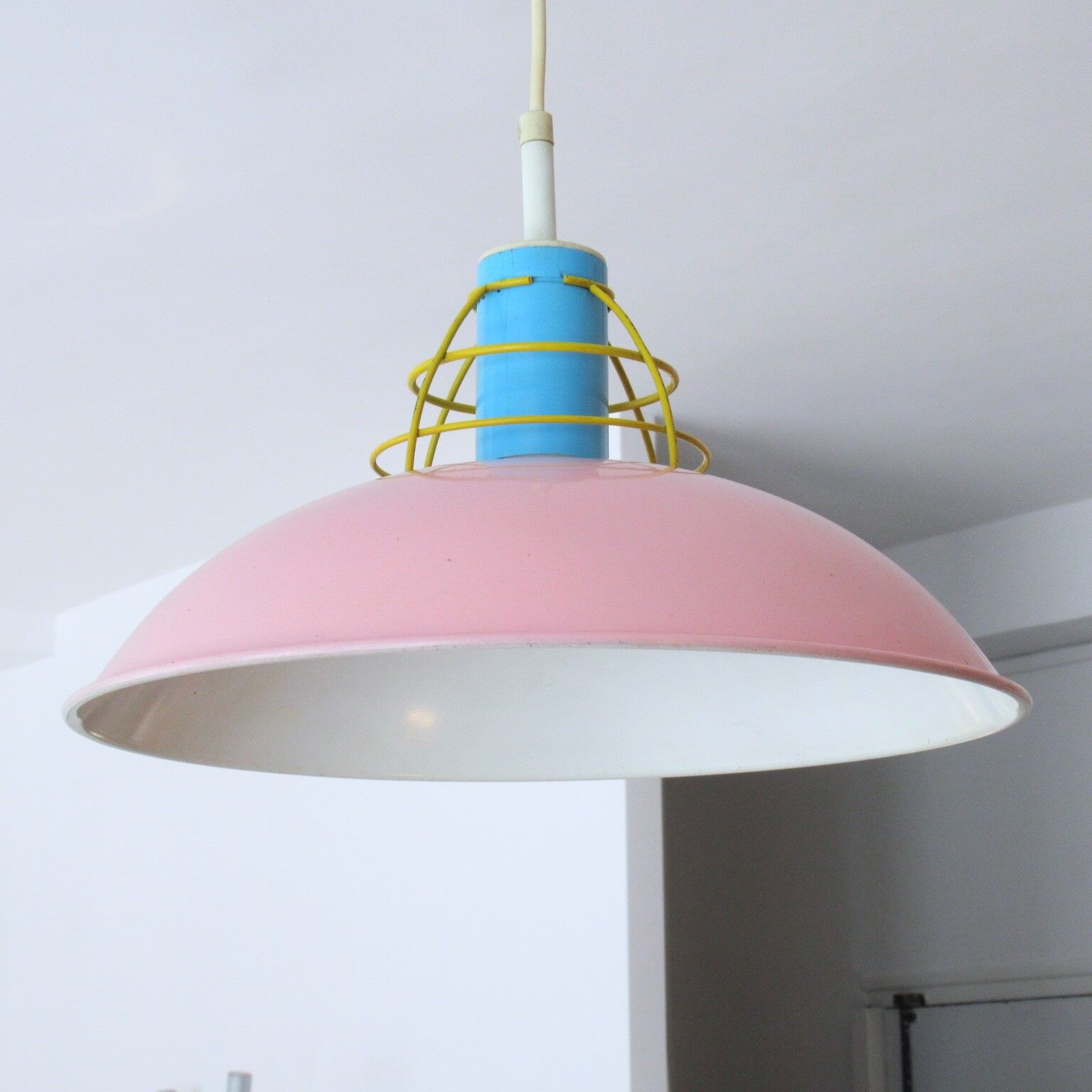 Suspension style Memphis Targetti 1980