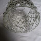 Moulded glass suspension