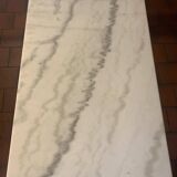 Bistro table in white marble and cast iron