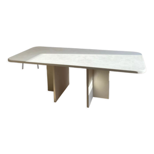 Table minimaliste design