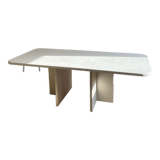 Minimalist design table