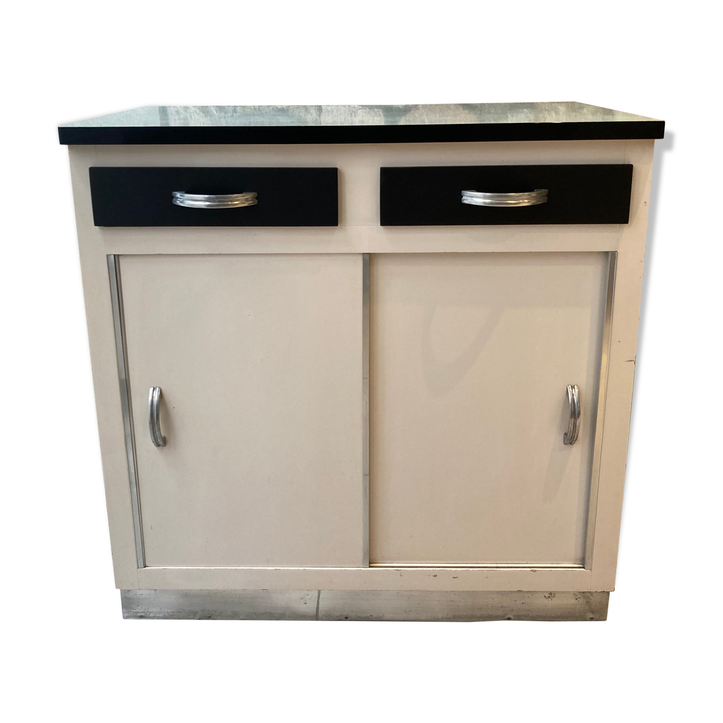 Sideboard sliding doors formica tray