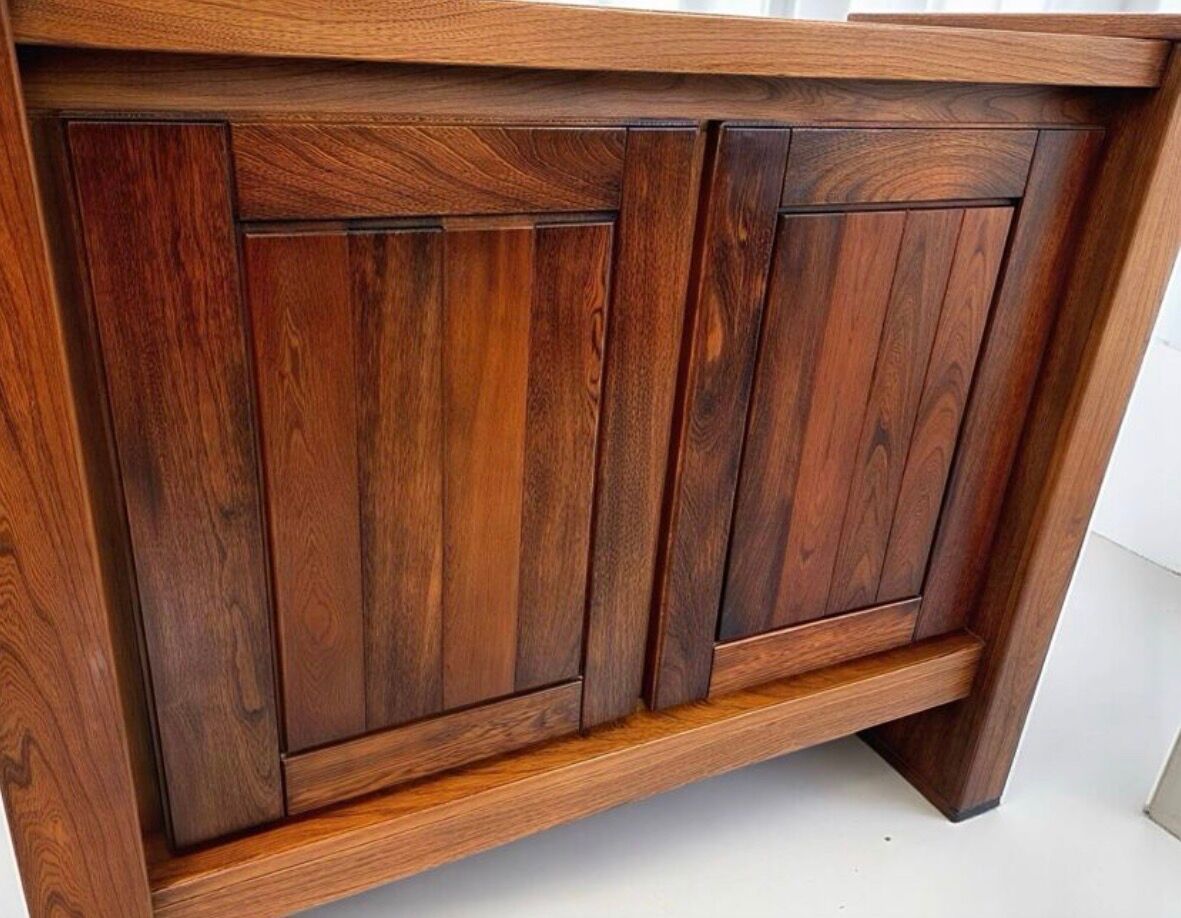 Buffet oak House Regain