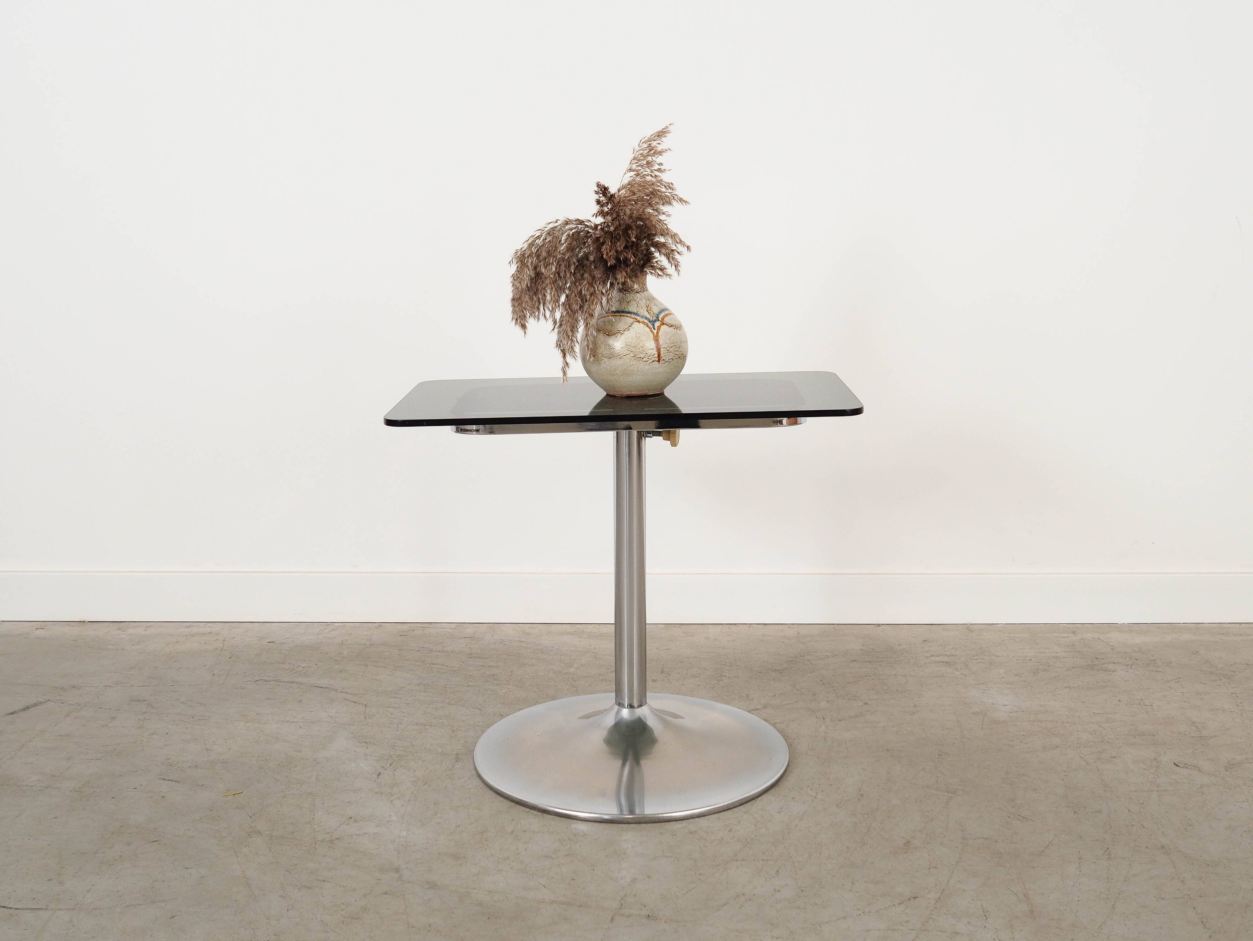 Glass coffee table, Italian design, 1970s, manufactured by Allegri